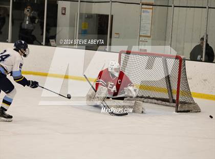 Thumbnail 2 in Valor Christian vs. Denver East (CHSAA 5A Quarterfinals) photogallery.