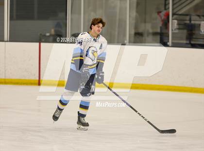 Thumbnail 3 in Valor Christian vs. Denver East (CHSAA 5A Quarterfinals) photogallery.