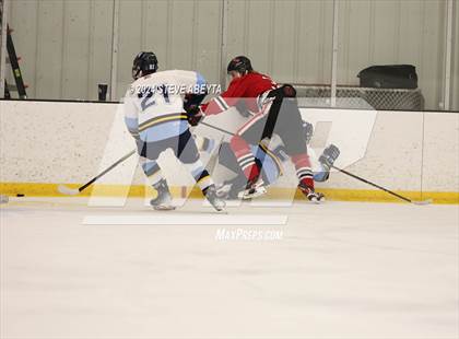 Thumbnail 2 in Valor Christian vs. Denver East (CHSAA 5A Quarterfinals) photogallery.
