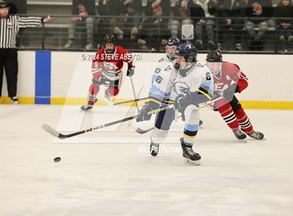 Thumbnail 3 in Valor Christian vs. Denver East (CHSAA 5A Quarterfinals) photogallery.