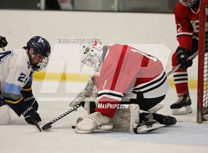 Thumbnail 3 in Valor Christian vs. Denver East (CHSAA 5A Quarterfinals) photogallery.