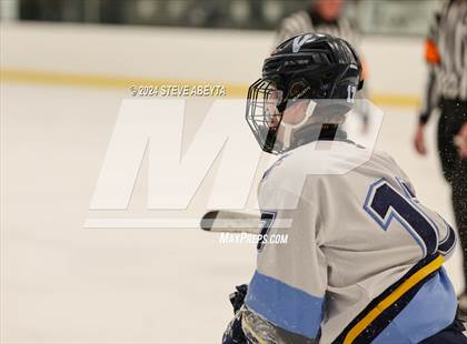 Thumbnail 1 in Valor Christian vs. Denver East (CHSAA 5A Quarterfinals) photogallery.