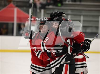Thumbnail 2 in Valor Christian vs. Denver East (CHSAA 5A Quarterfinals) photogallery.