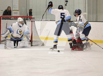 Thumbnail 1 in Valor Christian vs. Denver East (CHSAA 5A Quarterfinals) photogallery.