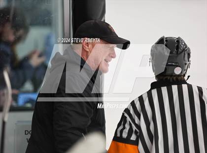 Thumbnail 2 in Valor Christian vs. Denver East (CHSAA 5A Quarterfinals) photogallery.