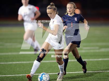 Thumbnail 3 in Rouse @ Glenn photogallery.