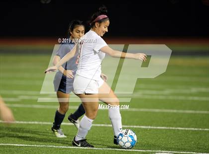 Thumbnail 3 in Rouse @ Glenn photogallery.