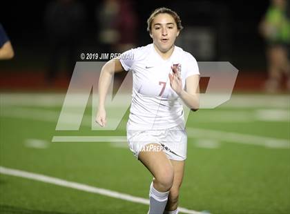 Thumbnail 3 in Rouse @ Glenn photogallery.