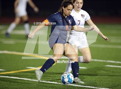 Thumbnail 2 in Rouse @ Glenn photogallery.