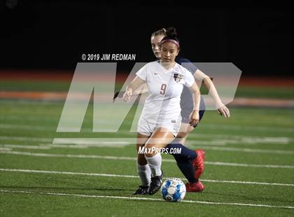 Thumbnail 3 in Rouse @ Glenn photogallery.
