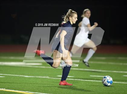Thumbnail 3 in Rouse @ Glenn photogallery.