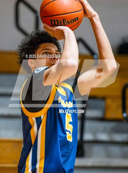 Thumbnail 1 in Friendship Tech Prep Academy vs. Highland (Capital Hoops Mayhem on Military) photogallery.