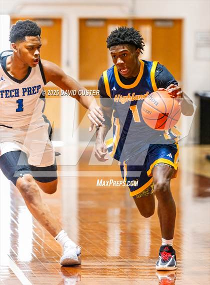 Thumbnail 2 in Friendship Tech Prep Academy vs. Highland (Capital Hoops Mayhem on Military) photogallery.
