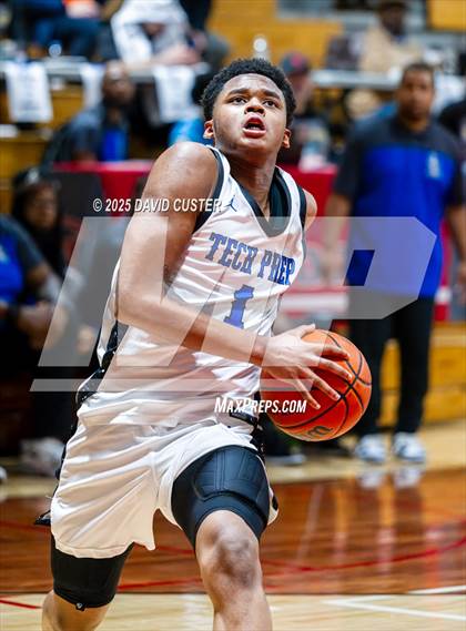 Thumbnail 1 in Friendship Tech Prep Academy vs. Highland (Capital Hoops Mayhem on Military) photogallery.