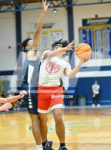 Thumbnail 3 in Calvary Christian vs Clearwater (The Hoop Vibe) photogallery.