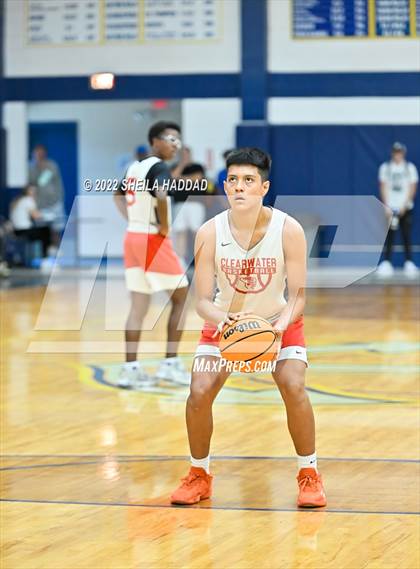 Thumbnail 3 in Calvary Christian vs Clearwater (The Hoop Vibe) photogallery.