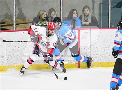 Thumbnail 3 in Father Judge @ Holy Ghost Prep (Thanksgiving Classic) photogallery.