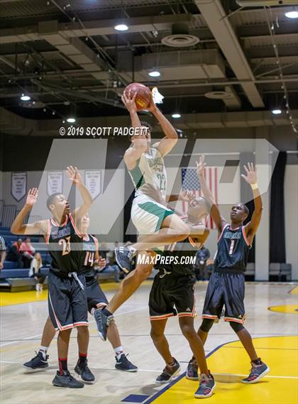 Thumbnail 2 in Eisenhower vs. San Bernardino (Rancho Christian Eagles Showcase) photogallery.