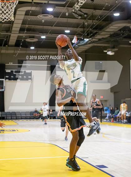 Thumbnail 3 in Eisenhower vs. San Bernardino (Rancho Christian Eagles Showcase) photogallery.