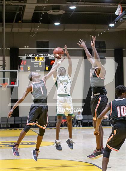 Thumbnail 2 in Eisenhower vs. San Bernardino (Rancho Christian Eagles Showcase) photogallery.