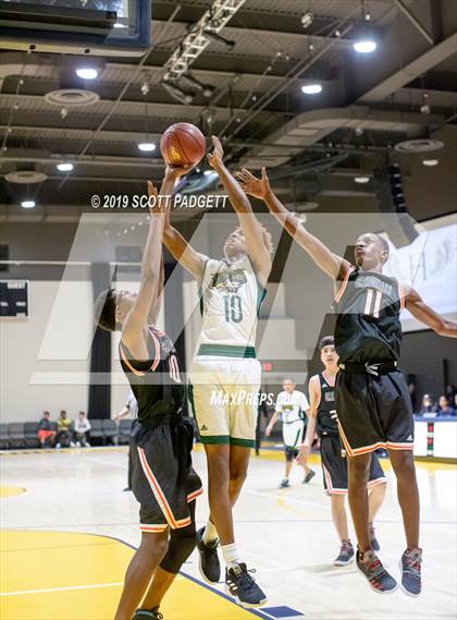 Thumbnail 3 in Eisenhower vs. San Bernardino (Rancho Christian Eagles Showcase) photogallery.