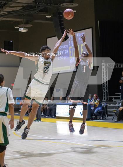Thumbnail 3 in Eisenhower vs. San Bernardino (Rancho Christian Eagles Showcase) photogallery.