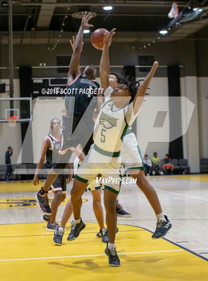 Thumbnail 1 in Eisenhower vs. San Bernardino (Rancho Christian Eagles Showcase) photogallery.