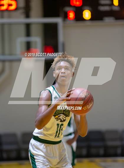 Thumbnail 3 in Eisenhower vs. San Bernardino (Rancho Christian Eagles Showcase) photogallery.