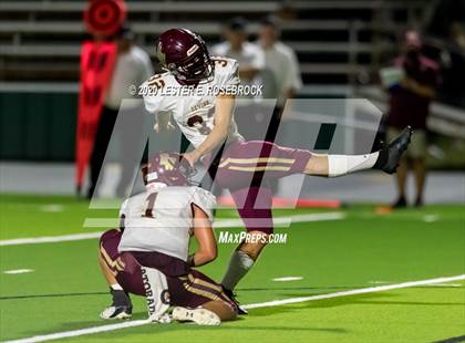 Thumbnail 1 in Devine @ Luling photogallery.