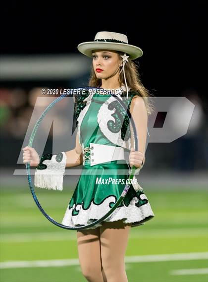 Thumbnail 2 in Devine @ Luling photogallery.