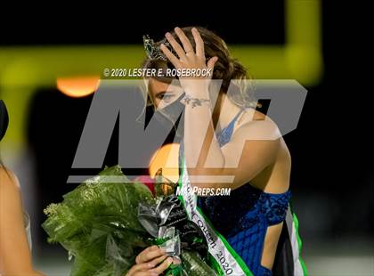 Thumbnail 2 in Devine @ Luling photogallery.