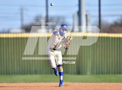 Thumbnail 3 in Del Valle vs. Anderson (AISD Tournament) photogallery.