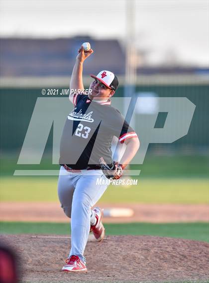 Thumbnail 2 in Del Valle vs. Anderson (AISD Tournament) photogallery.