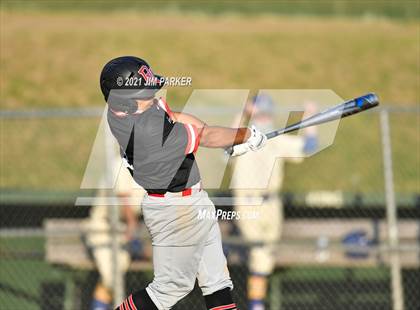 Thumbnail 3 in Del Valle vs. Anderson (AISD Tournament) photogallery.