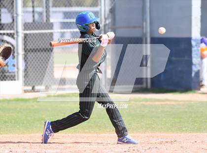 Thumbnail 2 in Doherty vs. Baker (Coach Bob Invitational) photogallery.