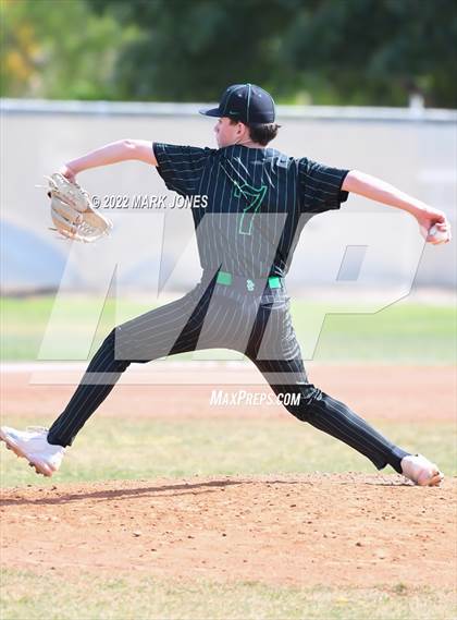 Thumbnail 2 in Doherty vs. Baker (Coach Bob Invitational) photogallery.
