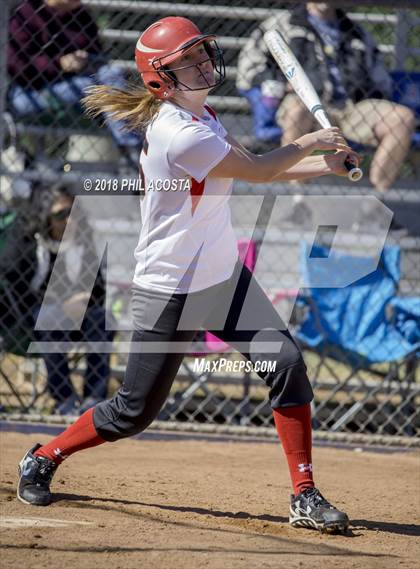 Thumbnail 3 in Flintridge Prep vs South Pasadena photogallery.