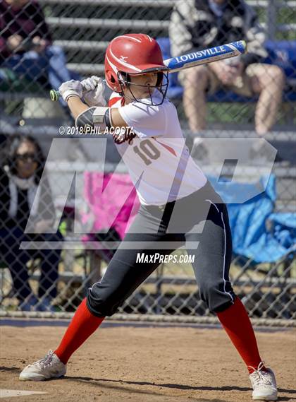 Thumbnail 3 in Flintridge Prep vs South Pasadena photogallery.
