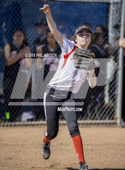 Thumbnail 1 in Flintridge Prep vs South Pasadena photogallery.