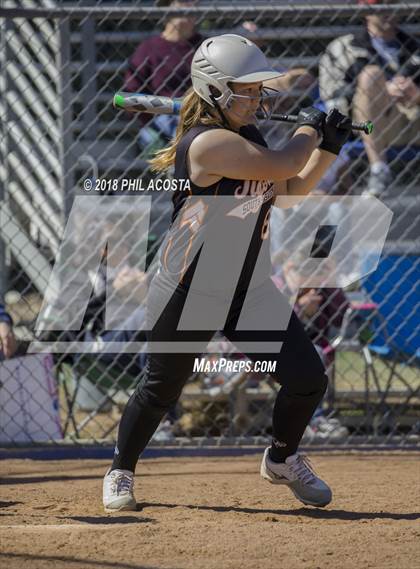 Thumbnail 2 in Flintridge Prep vs South Pasadena photogallery.