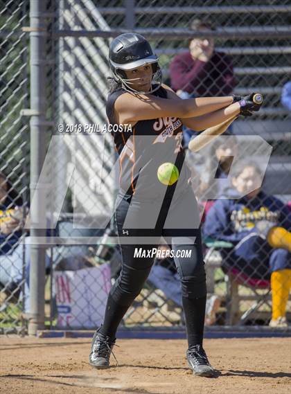 Thumbnail 1 in Flintridge Prep vs South Pasadena photogallery.
