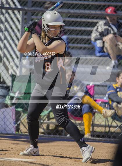 Thumbnail 2 in Flintridge Prep vs South Pasadena photogallery.