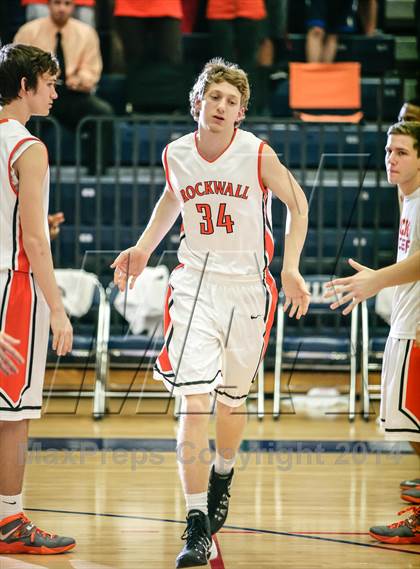 Thumbnail 3 in Berkner [L. V.] vs Rockwall (UIL 5A Area Playoff) photogallery.