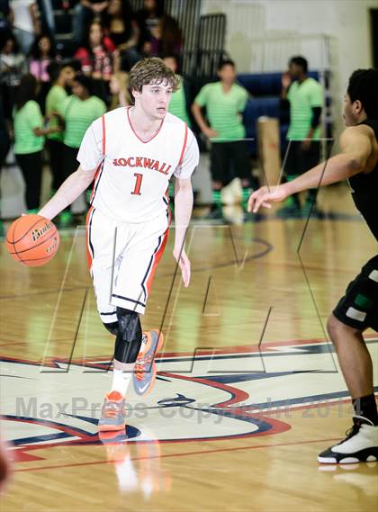 Thumbnail 3 in Berkner [L. V.] vs Rockwall (UIL 5A Area Playoff) photogallery.