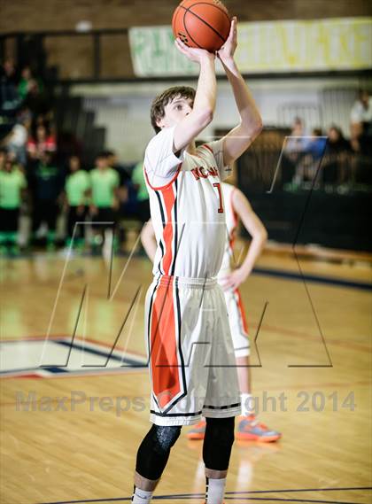 Thumbnail 2 in Berkner [L. V.] vs Rockwall (UIL 5A Area Playoff) photogallery.