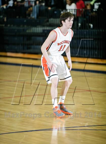 Thumbnail 3 in Berkner [L. V.] vs Rockwall (UIL 5A Area Playoff) photogallery.