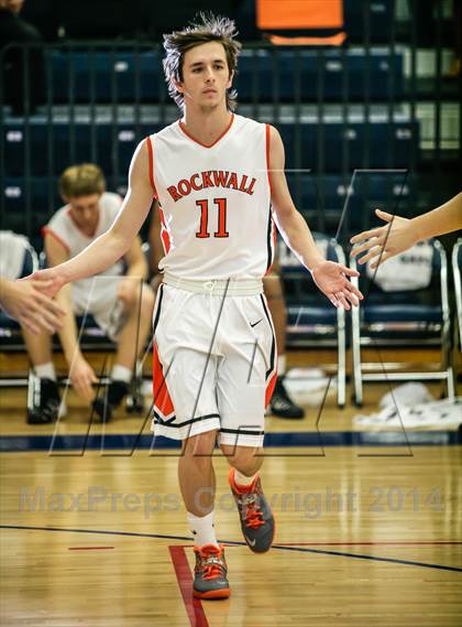 Thumbnail 1 in Berkner [L. V.] vs Rockwall (UIL 5A Area Playoff) photogallery.