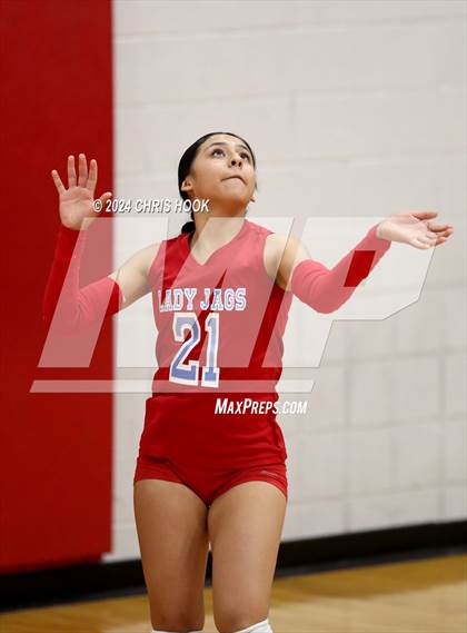 Thumbnail 3 in Mogollon vs South Mountain (The Florence VB Invitational) photogallery.