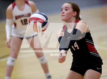 Thumbnail 3 in Mogollon vs South Mountain (The Florence VB Invitational) photogallery.