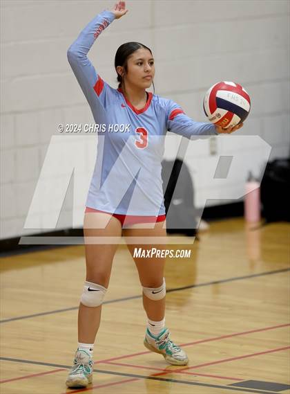Thumbnail 3 in Mogollon vs South Mountain (The Florence VB Invitational) photogallery.